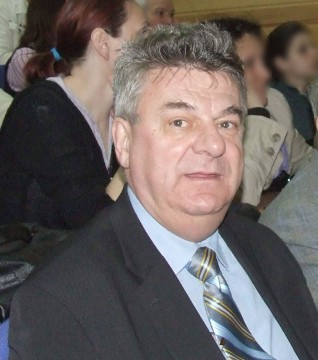 Rugină, către colegi şi studenţi: “Purtați ecusonul care vă apără de corupţie!”